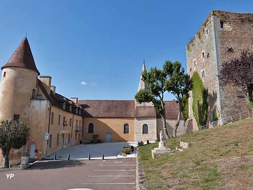 Prieuré, église et donjon de Saint-Sernin-du-Bois