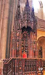 Cathédrale - Primatiale Saint-Jean - trône de l'évèque