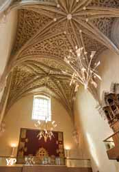 Luminaires de la Sainte-Chapelle du château des ducs de Savoie à Chambéry (Savoie)