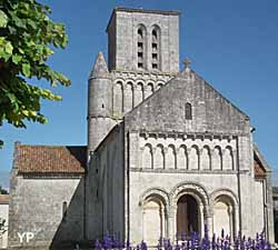 Église Notre-Dame (doc. Mairie de Corme-Ecluse)