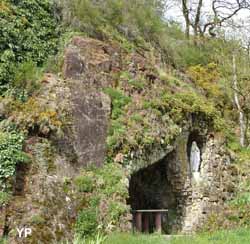 Réplique de la grotte de Lourdes