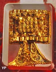 Broche en or (Ier siècle de notre ère)