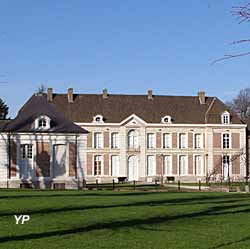 Château de Bernicourt (doc. Mairie de Roost-Warendin)
