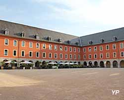 Visite de Chambéry - Carré Curial (ancienne caserne)