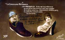 Chercher chaussure à son pied (exposition temporaire) (doc. Musée de la Carte Postale)