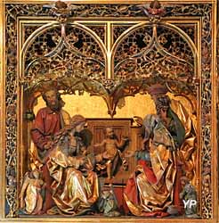 Retable néogothique de la sainte parenté de Jésus (bois sculpté polychrome, XIXe s.)