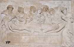Retable de la Passion et statue de sainte Reine - Mise au tombeau