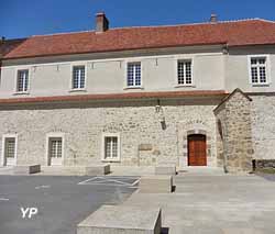 Bâtiments conventuels de l'Ancienne abbaye Saint-Pierre (doc. C. Casters)