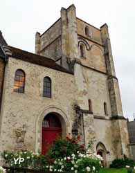Tour romane de l'abbaye Notre-Dame-de-Jouarre (doc. CPB Tourisme)