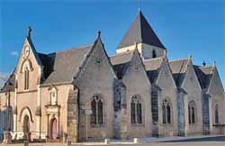 Église Saint-Martin (doc. Paroisse Saint Martin Val d'Amboise)