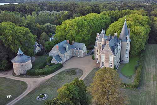 Château du Plessis Chivré