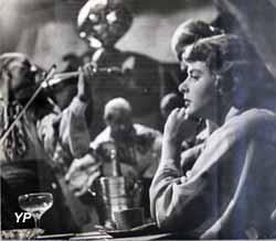 Ingrid Bergman dans le film Arc de Triomphe de Lewis Milestone (Robert Capa,  1946)