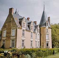 Château du Plessis Chivré (Constance Doyle Photography)