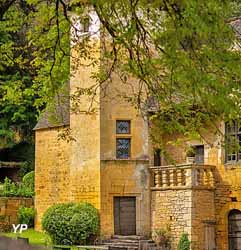 Château de Lacypierre - tour hexagonale