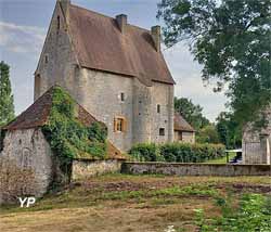 Manoir de Rocheblond (CDC Mova, Samuel Exley)